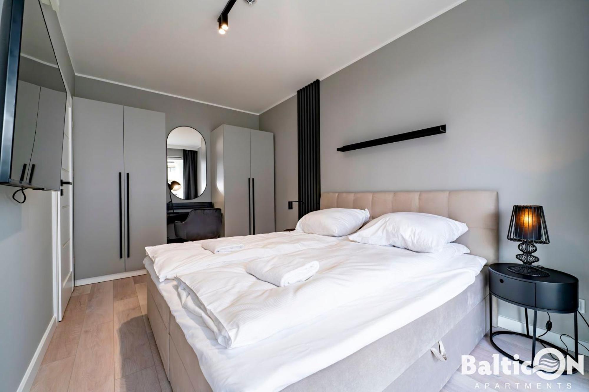 Apartamenty Balticon Kasprowicza Parking Inclusive Колобжег Екстериор снимка