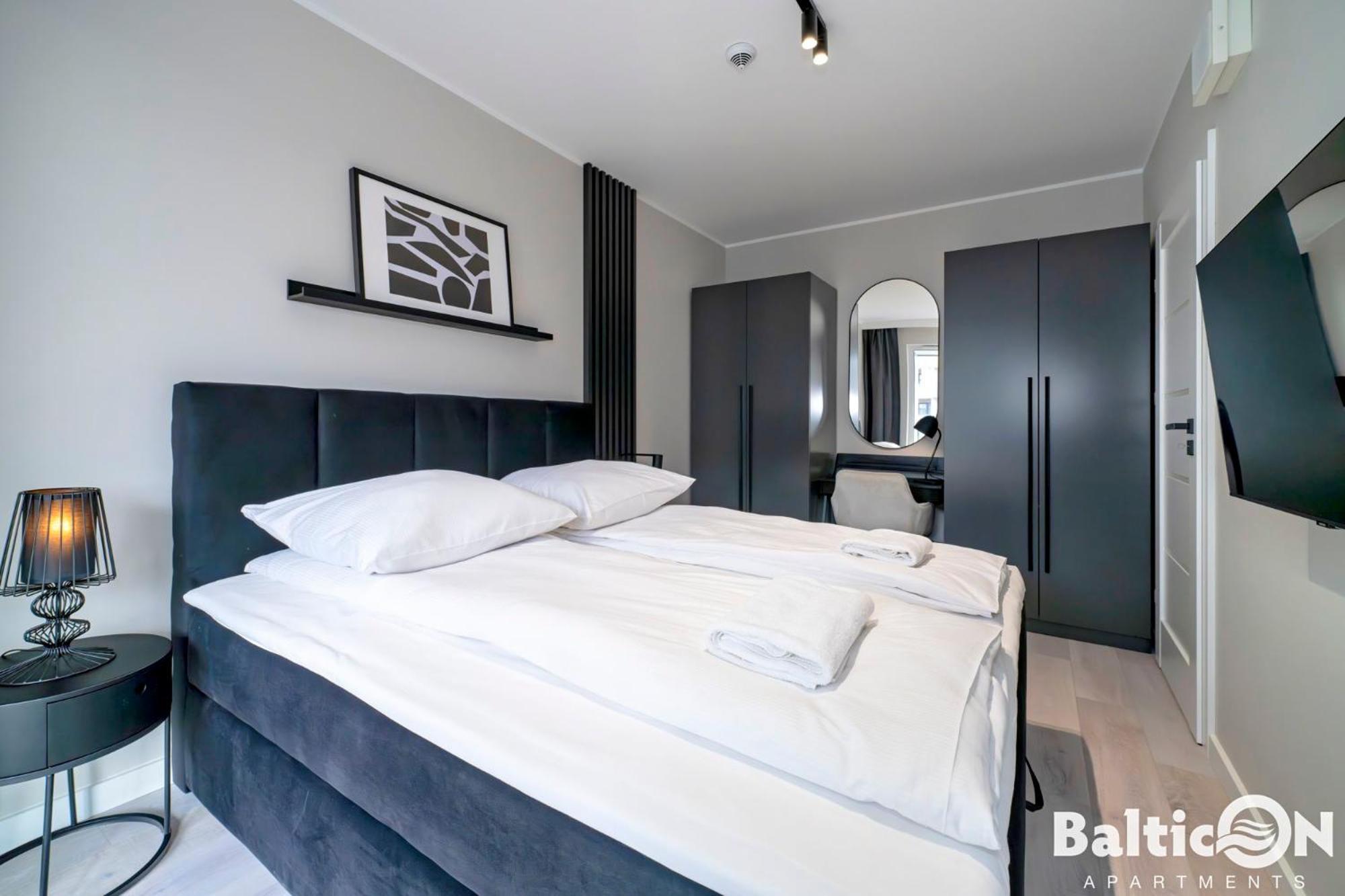 Apartamenty Balticon Kasprowicza Parking Inclusive Колобжег Екстериор снимка