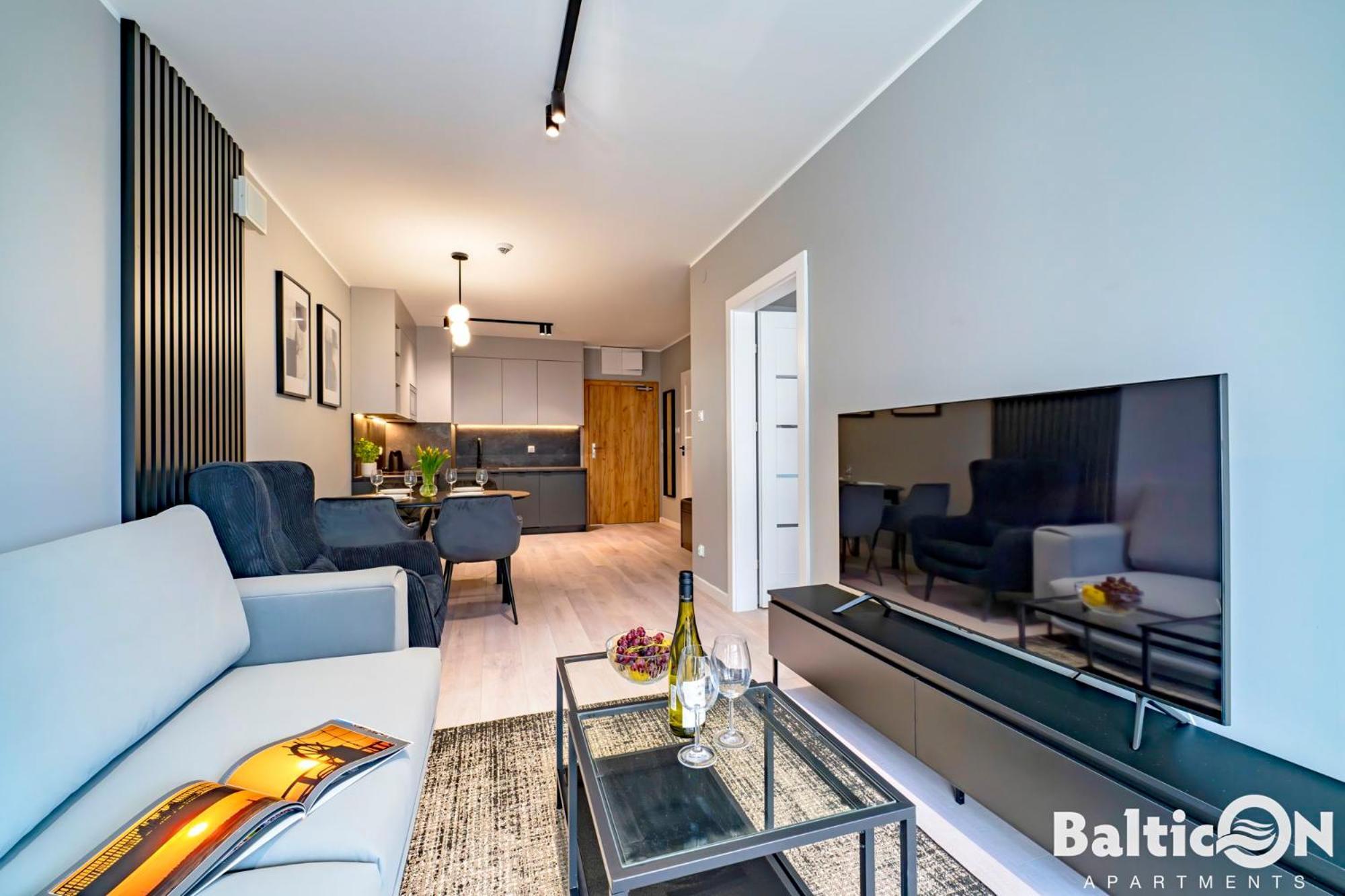 Apartamenty Balticon Kasprowicza Parking Inclusive Колобжег Екстериор снимка