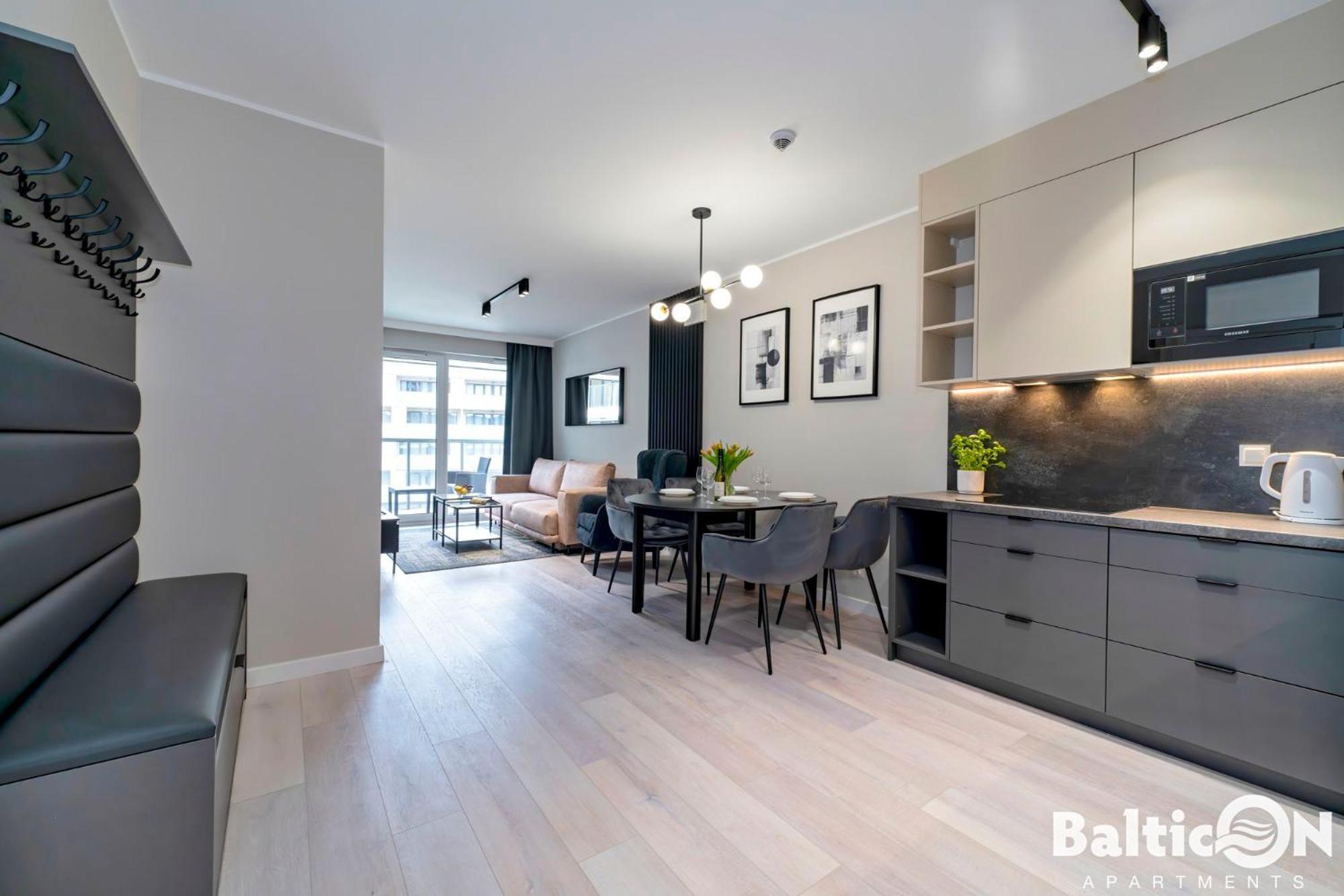 Apartamenty Balticon Kasprowicza Parking Inclusive Колобжег Екстериор снимка